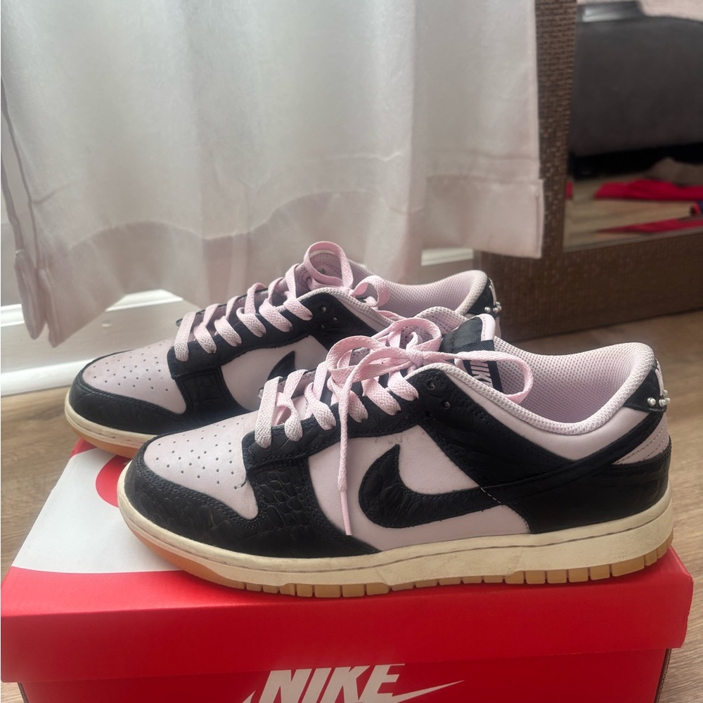 Nike Dunk Low 'Black Platinum Violet Croc'